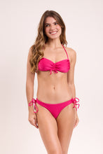 Carica l'immagine nel visualizzatore di Gallery, Model Front: Rio De Sol Reggiseno Top Shimmer-Olinda Corine