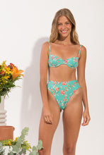 Carica l'immagine nel visualizzatore di Gallery, Model Front: Rio De Sol Reggiseno Top Botanic Balconet