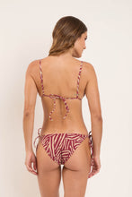 Carica l'immagine nel visualizzatore di Gallery, Model Back: Rio De Sol Slip Bottom Dune Ibiza-Comfy