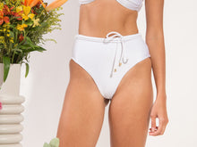 Carica l'immagine nel visualizzatore di Gallery, Image 13: Rio De Sol Slip Bottom Shimmer-White Belted-High-Waist