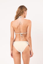 Carica l'immagine nel visualizzatore di Gallery, Model Back: Rio De Sol Slip Bottom Touch-Natural Essential-Comfy