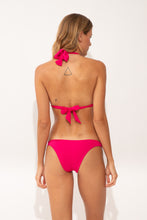 Carica l'immagine nel visualizzatore di Gallery, Model Back: Wednesday In Hawaii By Rio De Sol Slip Bottom Guava Oahu