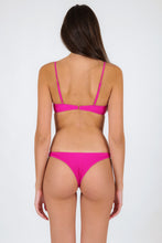 Carica l'immagine nel visualizzatore di Gallery, Model Back: Rio De Sol Reggiseno Top Cotele-Amaranto Balconet-Pushup