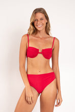 Carica l'immagine nel visualizzatore di Gallery, Model Front: Rio De Sol Slip Bottom Malibu-Malagueta Amy