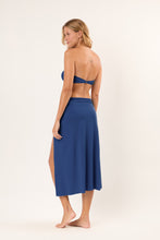Carica l'immagine nel visualizzatore di Gallery, Model Back: Rio De Sol Gonna Da Spiaggia Navy Long-Skirt-Knot