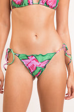 Carica l'immagine nel visualizzatore di Gallery, Gallery: Rio De Sol Slip Bottom Parrots Frufru