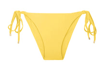 Carica l'immagine nel visualizzatore di Gallery, Product Front: Rio De Sol Slip Bottom Amarelo Lacinho