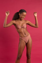 Carica l'immagine nel visualizzatore di Gallery, Image 09: Rio De Sol Completo Set Shimmer-Copper Bandeau-Joy Nice-Fio