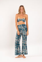 Carica l'immagine nel visualizzatore di Gallery, Model Front: Rio De Sol Pantaloni Da Spiaggia Azule Murana Pants