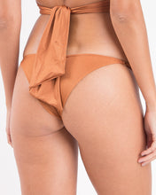 Carica l'immagine nel visualizzatore di Gallery, Image 05: Rio De Sol Slip Bottom Nocciola Cheeky-Fixa
