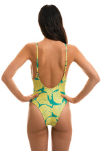 Carica l'immagine nel visualizzatore di Gallery, Model Back: Rio De Sol Intero Banana Yellow Hype