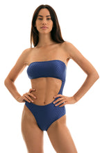 Carica l'immagine nel visualizzatore di Gallery, Model Front: Rio De Sol Intero Body Kiwanda Denim Rio