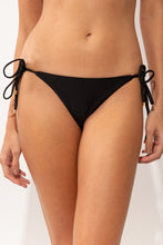 Carica l'immagine nel visualizzatore di Gallery, Gallery: Rio De Sol Slip Bottom Shimmer-Black Lacinho