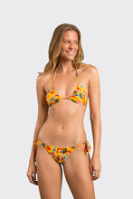 Carica l'immagine nel visualizzatore di Gallery, Model Front: Rio De Sol Slip Bottom Stories Ibiza-Comfy