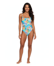 Carica l'immagine nel visualizzatore di Gallery, Model Front: Rio De Sol Intero Maxi Flower Body