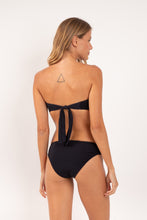 Carica l'immagine nel visualizzatore di Gallery, Model Back: Rio De Sol Slip Bottom Malibu-Black Essential-Comfy