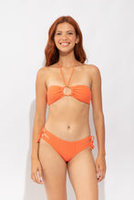 Carica l'immagine nel visualizzatore di Gallery, Model Front: Rio De Sol Reggiseno Top Tribu-Flow Tayra