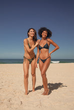 Carica l'immagine nel visualizzatore di Gallery, Image 11: Rio De Sol Completo Set Shimmer-Shark Tri-Fixo-Noa Cheeky-Noa