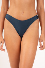 Carica l'immagine nel visualizzatore di Gallery, Gallery: Rio De Sol Slip Bottom Shimmer-Shark Nara
