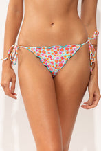 Carica l'immagine nel visualizzatore di Gallery, Gallery: Rio De Sol Slip Bottom Ditsy-Sky Frufru