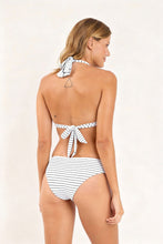 Carica l'immagine nel visualizzatore di Gallery, Model Back: Rio De Sol Slip Bottom Linea-White Mel-Comfy