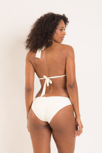 Carica l'immagine nel visualizzatore di Gallery, Model Back: Rio De Sol Slip Bottom Off-White Mel-Comfy