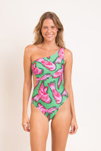 Carica l'immagine nel visualizzatore di Gallery, Model Front: Rio De Sol Intero Parrots Maeve
