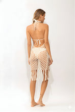 Carica l'immagine nel visualizzatore di Gallery, Model Back: Rio De Sol Midi Dress Offwhite Serena Dress