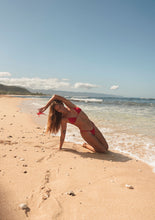 Carica l'immagine nel visualizzatore di Gallery, Image 12: Wednesday In Hawaii By Rio De Sol Reggiseno Top Hibiscus Ana