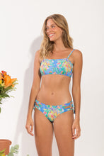 Carica l'immagine nel visualizzatore di Gallery, Model Front: Rio De Sol Reggiseno Top Treetop Bandeau-Reto