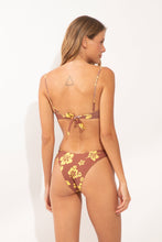 Carica l'immagine nel visualizzatore di Gallery, Model Back: Wednesday In Hawaii By Rio De Sol Slip Bottom Pua-Coco-Lilikoi Kai