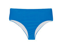 Carica l'immagine nel visualizzatore di Gallery, Product Front: Rio De Sol Slip Bottom Lagoa Azul Hot Pant