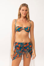 Carica l'immagine nel visualizzatore di Gallery, Model Front: Rio De Sol Gonna Da Spiaggia Luma Mini Skirt Ruched