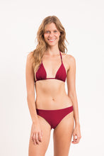 Carica l'immagine nel visualizzatore di Gallery, Model Front: Rio De Sol Slip Bottom Touch-Carmim Essential-Comfy