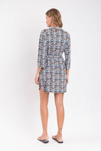 Carica l'immagine nel visualizzatore di Gallery, Model Back: Rio De Sol Camicia Ikat Chemise