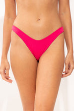 Carica l'immagine nel visualizzatore di Gallery, Gallery: Wednesday In Hawaii By Rio De Sol Slip Bottom Guava Kai