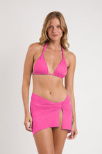 Carica l'immagine nel visualizzatore di Gallery, Model Front: Rio De Sol Gonna Da Spiaggia Fluity-Amor Skirt Knot