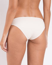 Carica l'immagine nel visualizzatore di Gallery, Image 06: Rio De Sol Slip Bottom Malibu-Natural Essential-Comfy