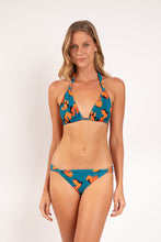 Carica l'immagine nel visualizzatore di Gallery, Model Front: Rio De Sol Slip Bottom Luma Mel-Comfy