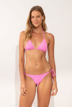 Carica l'immagine nel visualizzatore di Gallery, Model Front: Rio De Sol Slip Bottom Crespinho-Rosa Ibiza-Comfy