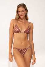 Carica l'immagine nel visualizzatore di Gallery, Model Front: Wednesday In Hawaii By Rio De Sol Slip Bottom Kiko-Coco Isla