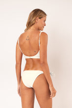 Carica l'immagine nel visualizzatore di Gallery, Model Back: Rio De Sol Slip Bottom Touch-Natural Ibiza-Comfy