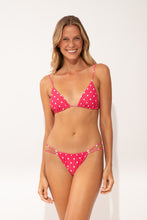 Carica l'immagine nel visualizzatore di Gallery, Model Front: Wednesday In Hawaii By Rio De Sol Reggiseno Top Kiko-Guava Ana