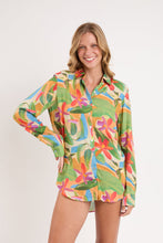 Carica l'immagine nel visualizzatore di Gallery, Model Front: Rio De Sol Camicia Tropical Shirt Greta