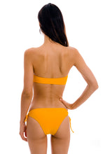 Carica l'immagine nel visualizzatore di Gallery, Model Back: Rio De Sol Reggiseno Top Uv-Pequi Bandeau-Reto