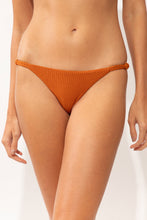 Carica l'immagine nel visualizzatore di Gallery, Gallery: Rio De Sol Slip Bottom Ferrugo Cheeky-Aya