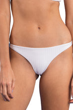 Carica l'immagine nel visualizzatore di Gallery, Gallery: Rio De Sol Slip Bottom Bora-White Leblon