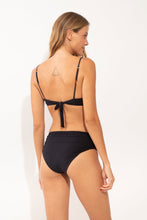 Carica l'immagine nel visualizzatore di Gallery, Model Back: Rio De Sol Slip Bottom Malibu-Black Amy