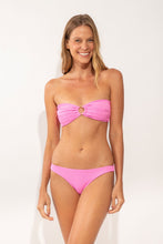 Carica l'immagine nel visualizzatore di Gallery, Model Front: Rio De Sol Slip Bottom Crespinho-Rosa Nice