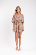 Carica l'immagine nel visualizzatore di Gallery, Model Front: Rio De Sol Mini Dress Leopard Mini Dress